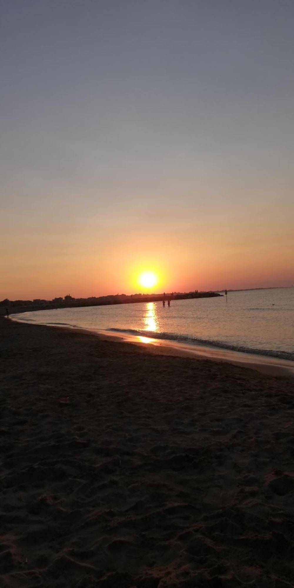 Il Granchio Blu Apartment Rimini Bagian luar foto