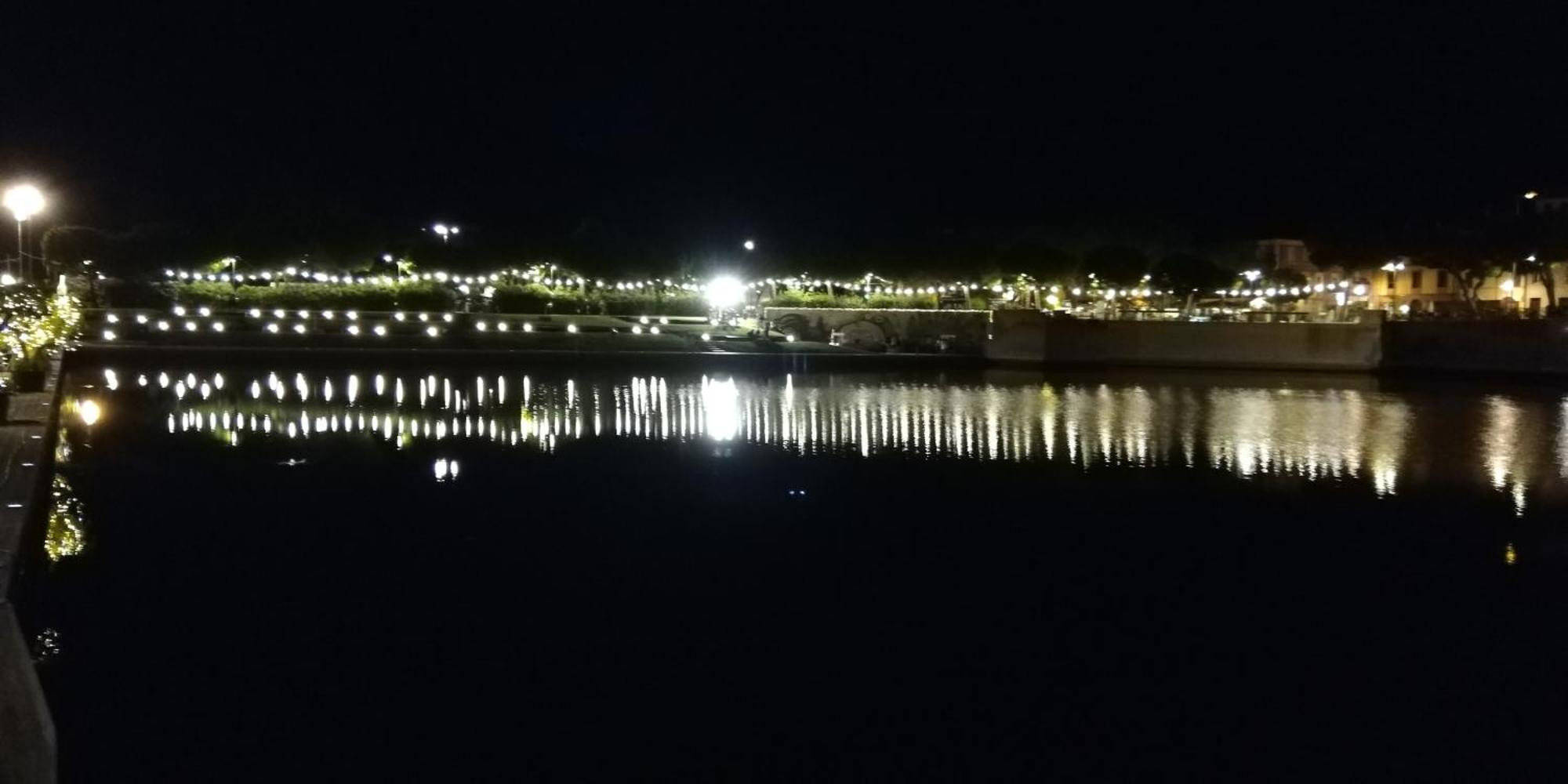 Il Granchio Blu Apartment Rimini Bagian luar foto
