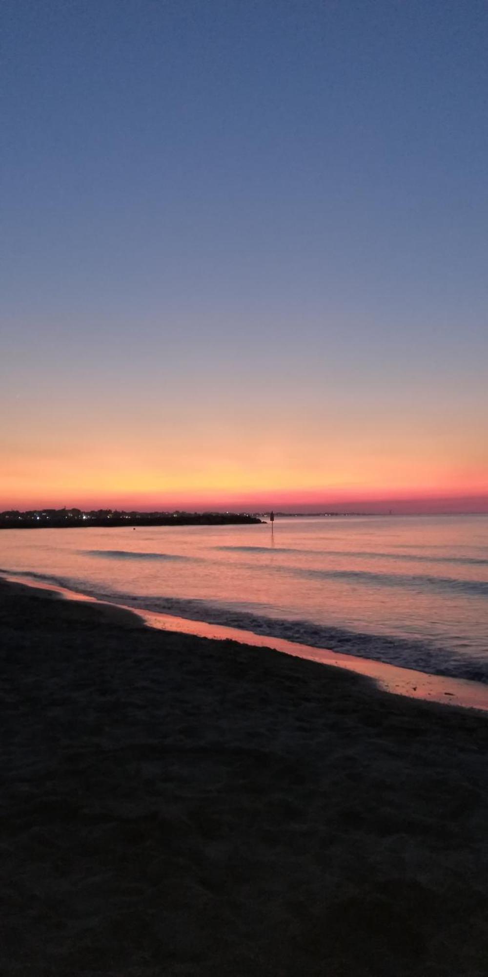 Il Granchio Blu Apartment Rimini Bagian luar foto