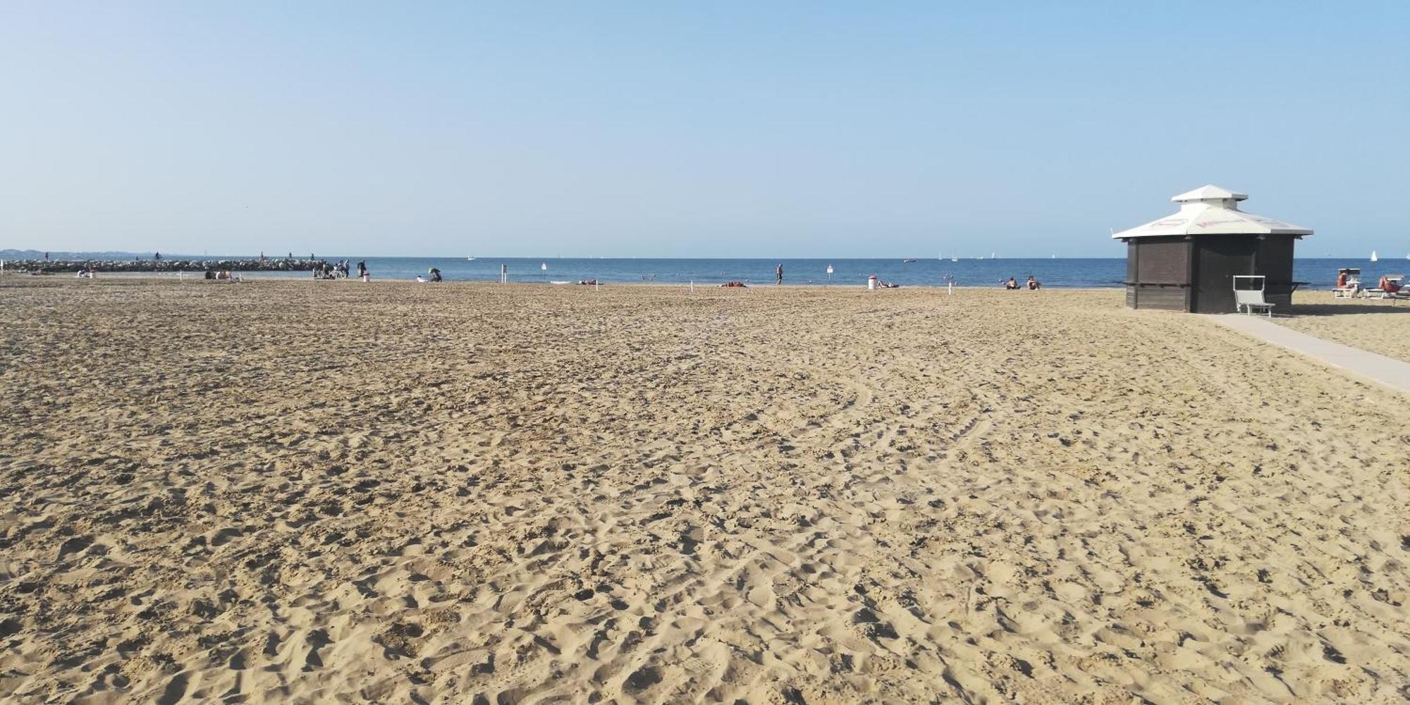Il Granchio Blu Apartment Rimini Bagian luar foto